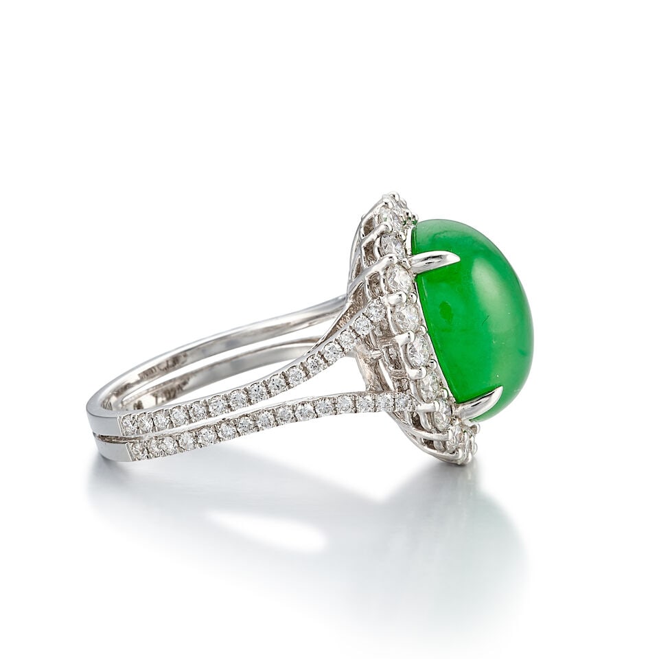 JADEITE AND DIAMOND RING - 3