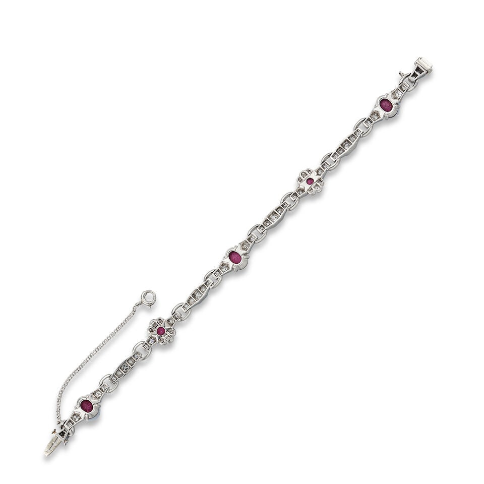 STAR RUBY AND DIAMOND BRACELET, CIRCA 1935 - 3
