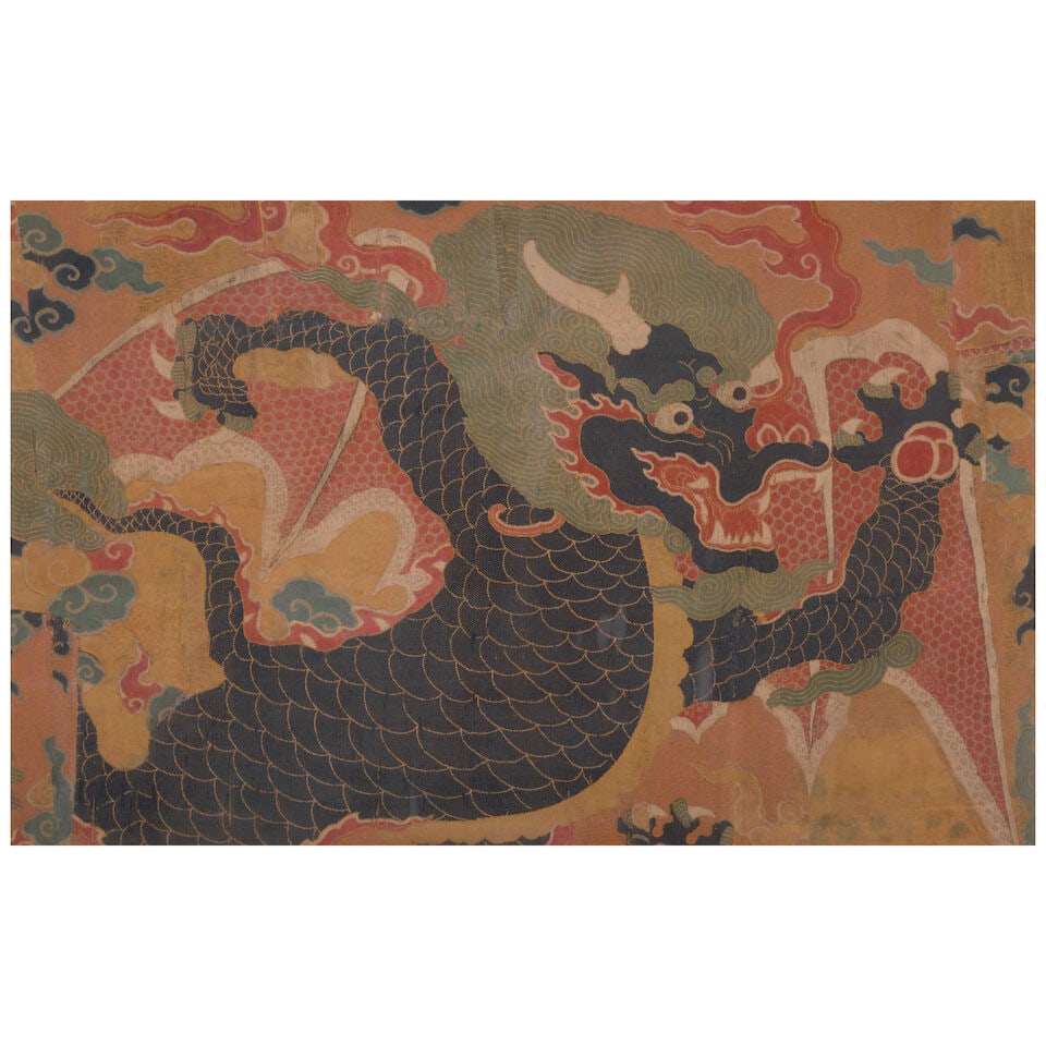 A SILK BROCADE 'DRAGON' PANEL 17th century: A SILK BROCADE 'DRAGON' PANEL 17th century 25 1/4 x 39 3/4in（64.1 x 101cm) sight; 39 x 53 1/4in (99 x 135.3cm) with frame Footnotes: 十七世紀 五彩蟒
