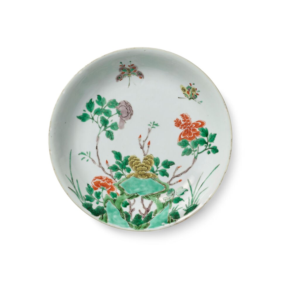 A FAMILLE-VERTE 'BUTTERFLY AND FLOWER' DISH Kangxi period (1 of 2)
