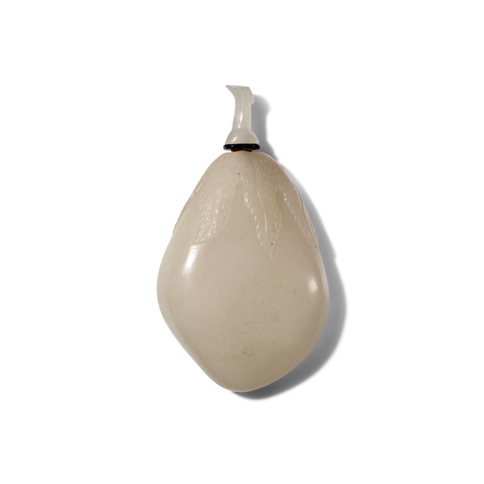 A WHITE JADE 'EGGPLANT' SNUFF BOTTLE WITH RUSSET INCLUSIONS 1780-1870 - 2