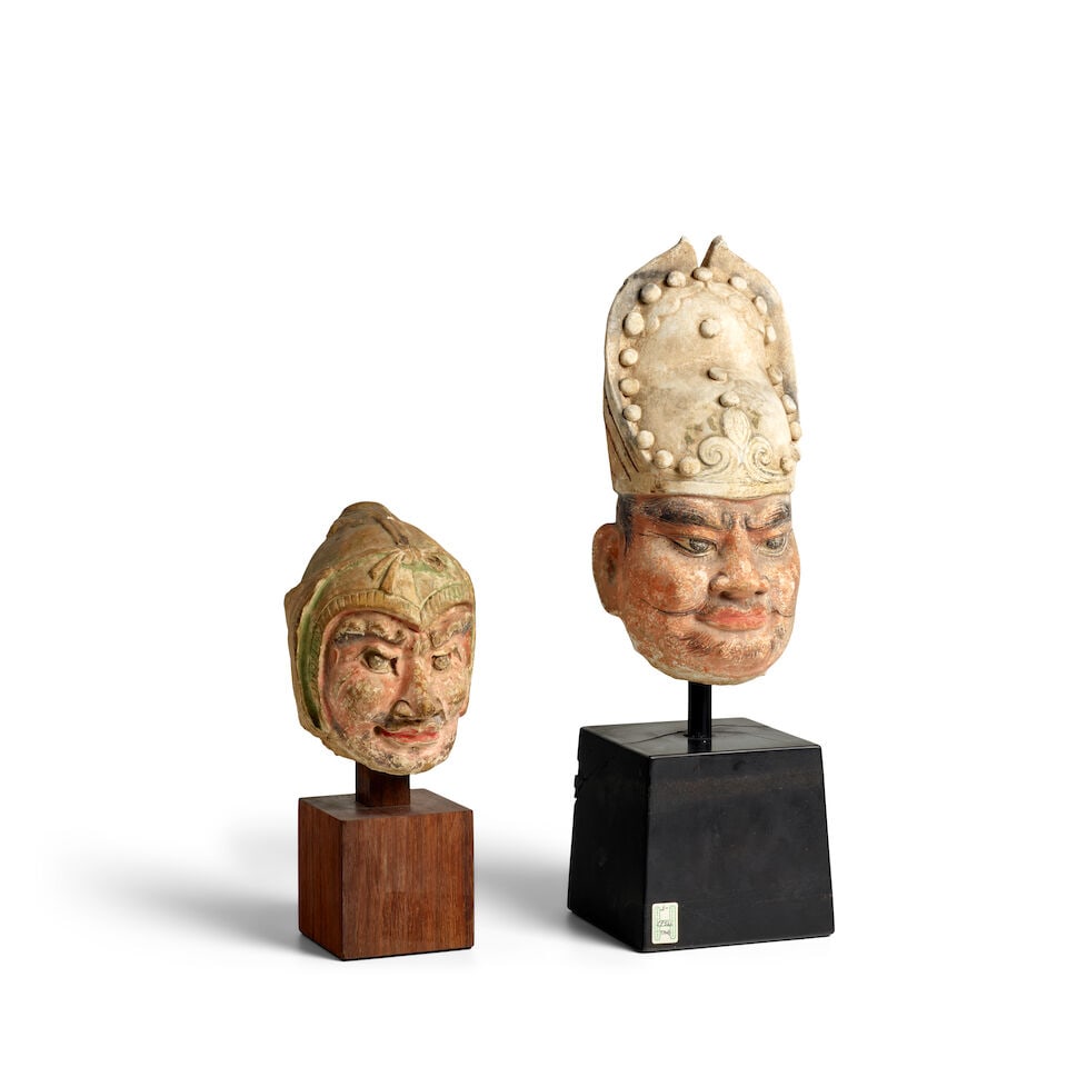 PAINTED POTTERY HEADS AN OFFICIAL AND A SOLDIER Tang Dynasty (2, stands) - 2