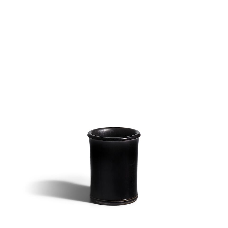 A ZITAN BRUSHPOT 19th/20th century - 2