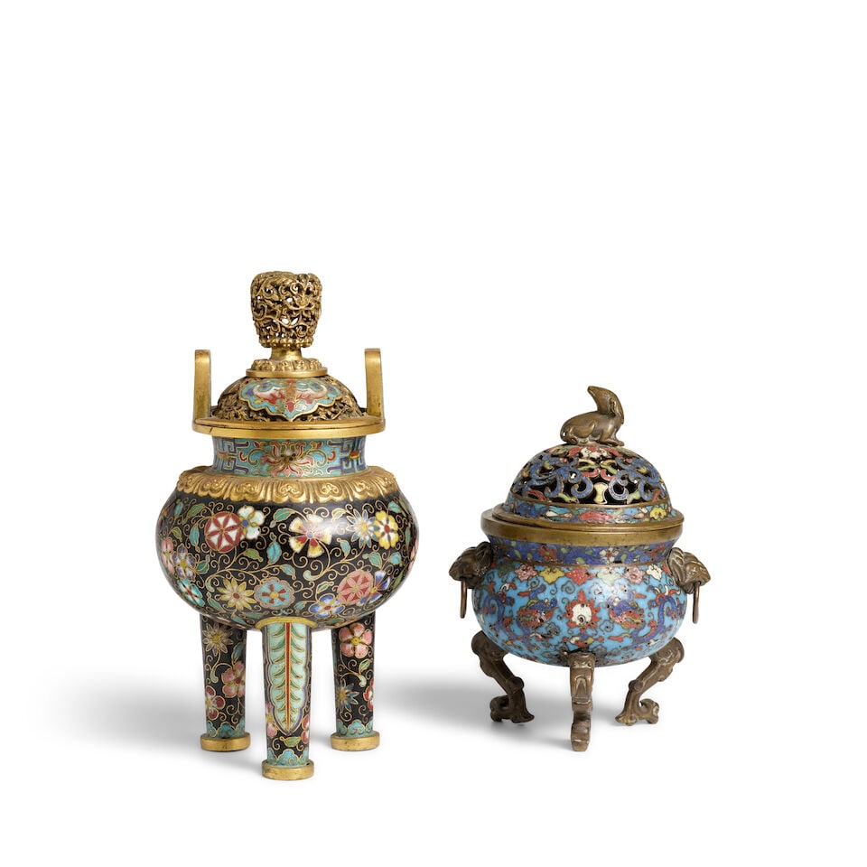 TWO CLOISONNÉ ENAMEL INCENSE BURNERS AND COVERS Smaller: 17th century; Larger: Qianlong/Jia...: TWO CLOISONNÉ ENAMEL INCENSE BURNERS AND COVERS Smaller: 17th century; Larger: Qianlong/Jiaqing period 6 3/4in (17cm); 8 1.2in (21.5cm) high (2). Footnotes: 十七世紀 þ