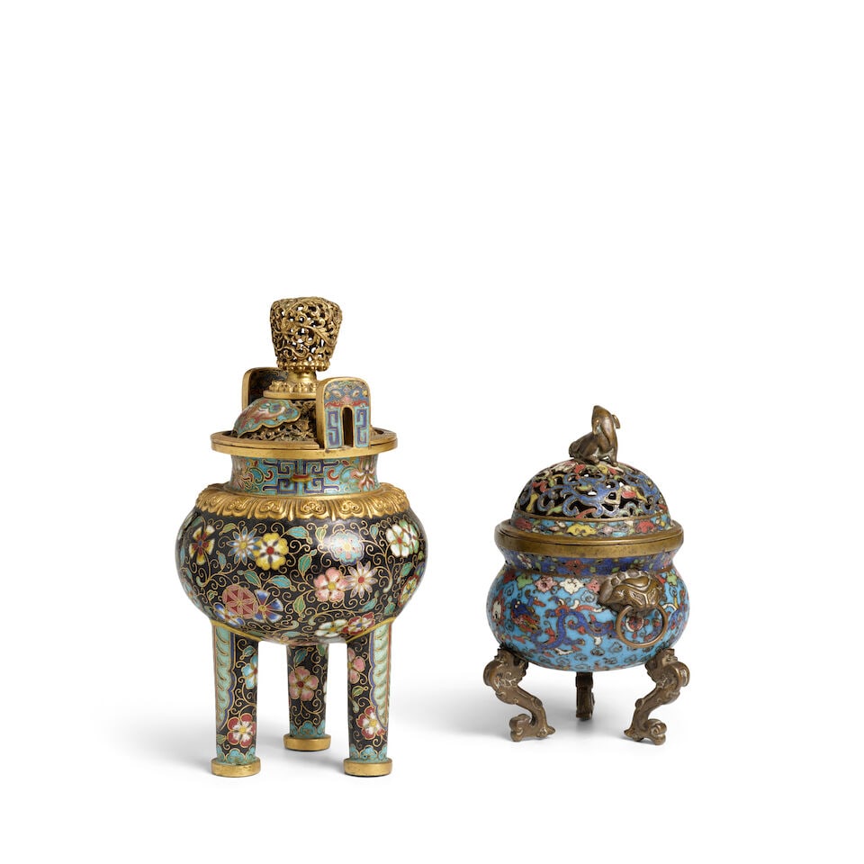 TWO CLOISONNÉ ENAMEL INCENSE BURNERS AND COVERS Smaller: 17th century; Larger: Qianlong/Jia... - 3