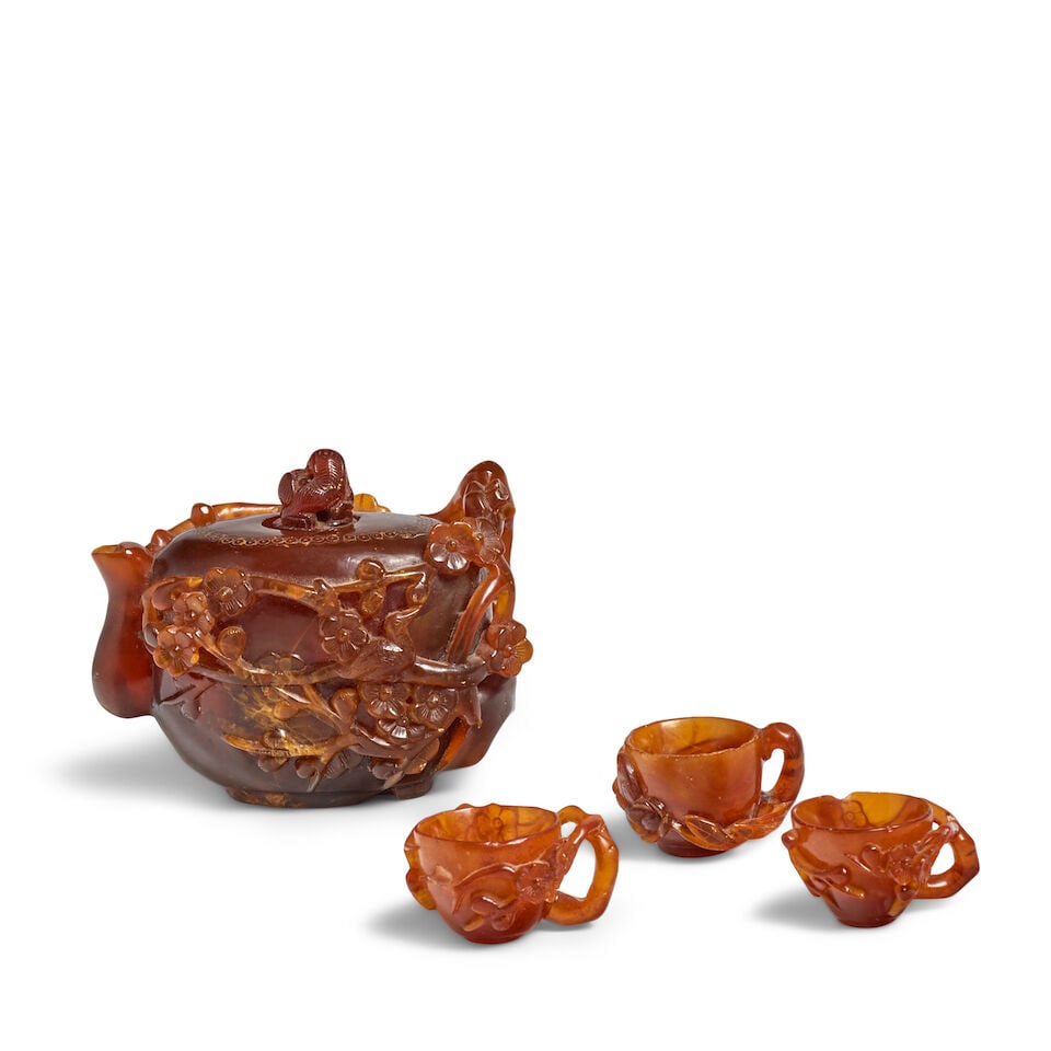 A GROUP OF FOUR AMBER CARVED 'PRUNUS' TEA VESSELS 19th century (4) - 2