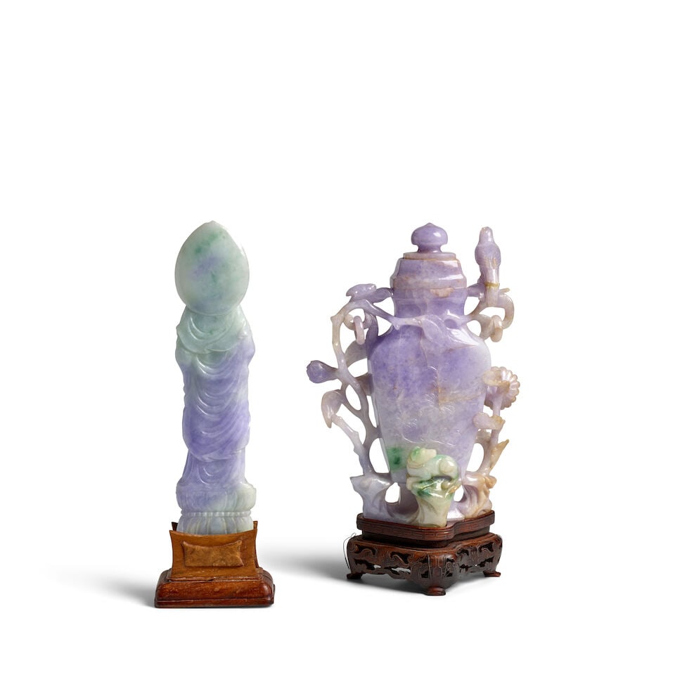 A LAVENDAR JADEITE VASE AND COVER Late Qing Dynasty (2, wood stands, guanyin affixed to wood stand) - 4