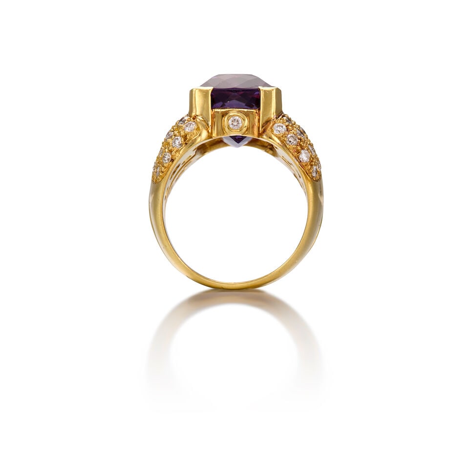 17K GOLD, AMETHYST AND DIAMOND RING - 2