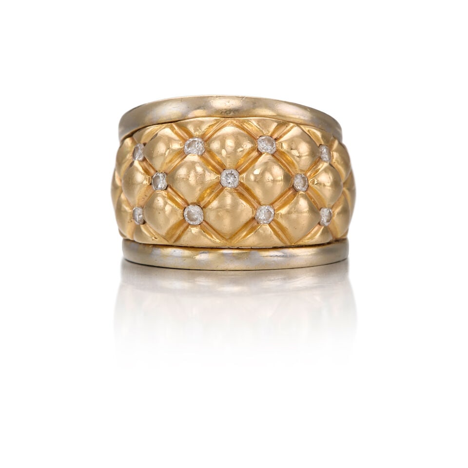 14K BICOLORED GOLD AND DIAMOND RING: 14K BICOLORED GOLD AND DIAMOND RING • 14K yellow and white gold • Eleven round brilliant cut diamonds weighing approximately 0.22 carat total • Size 8 • Estimated gross
