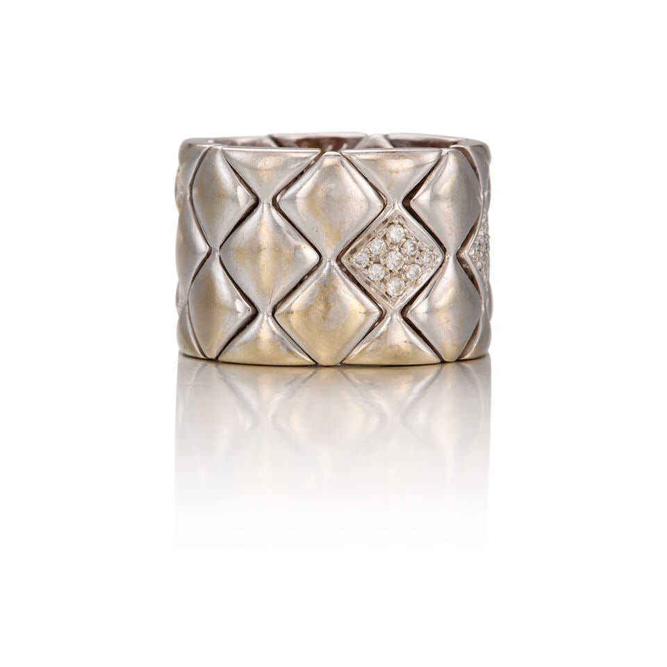 18K WHITE GOLD AND DIAMOND RING BAND - 2