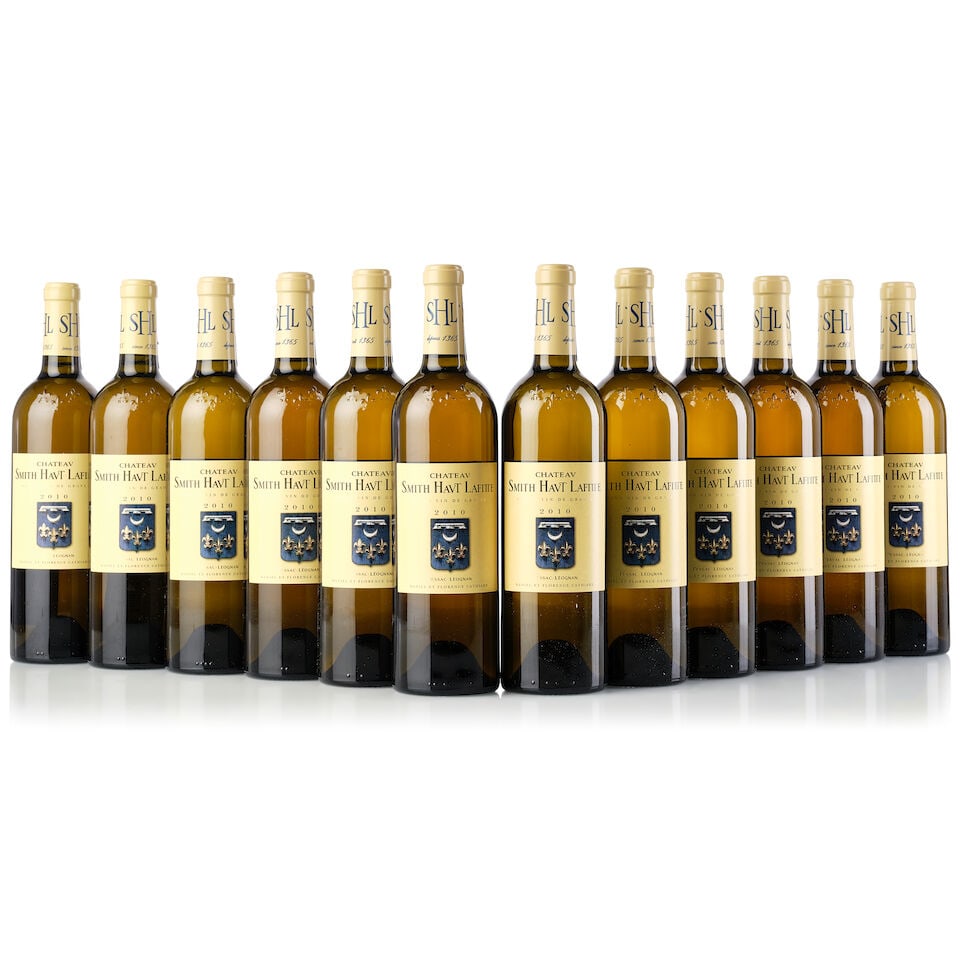 Château Smith Haut Lafitte Blanc, 2010 (12x 750ml): Château Smith Haut Lafitte Blanc, 2010 (12x 750ml) Region: Bordeaux Capsule: 12x with prooftags Packaging: owc For further information on this lot please visit Bonhams.com For further
