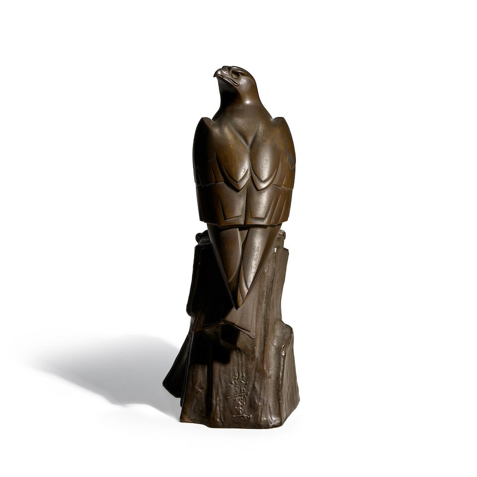 Tsuda Shinobu (1875-1946), A Bronze Model of a Hawk Japan, Showa era (1926-1989), 1941, - 2