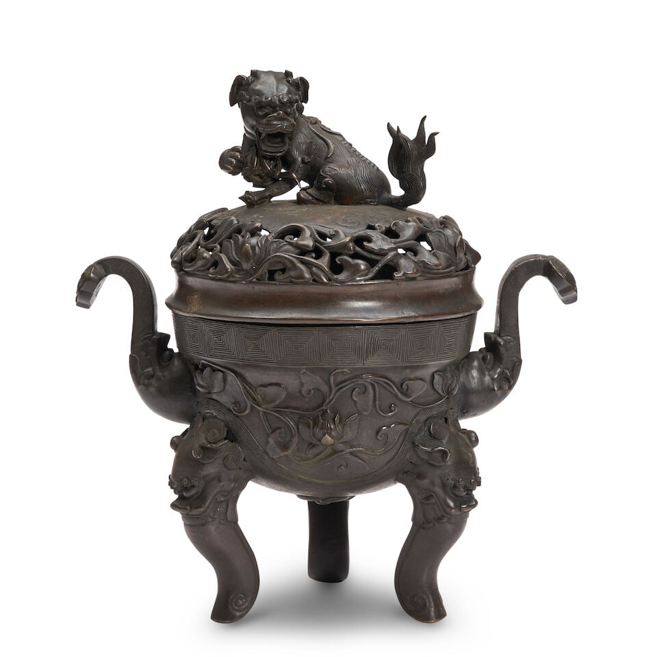 A Bronze Incense Burner and Cover Japan, Meiji (1868-1912) or Taisho (1912-1926) era, late 19th/... (1 of 2)