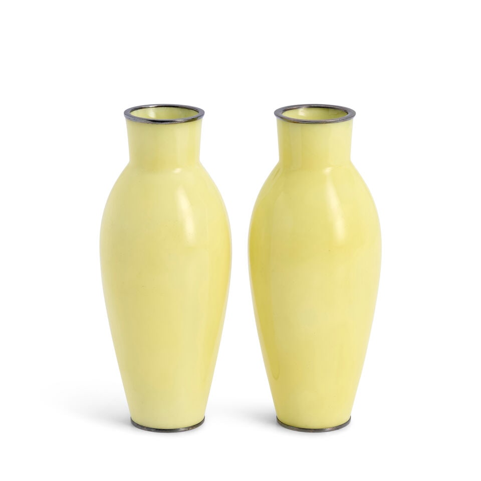 Ando Workshop, A Pair of Small Yellow Moriage Cloisonné Vases Japan, Showa era (1926-1989),... - 2