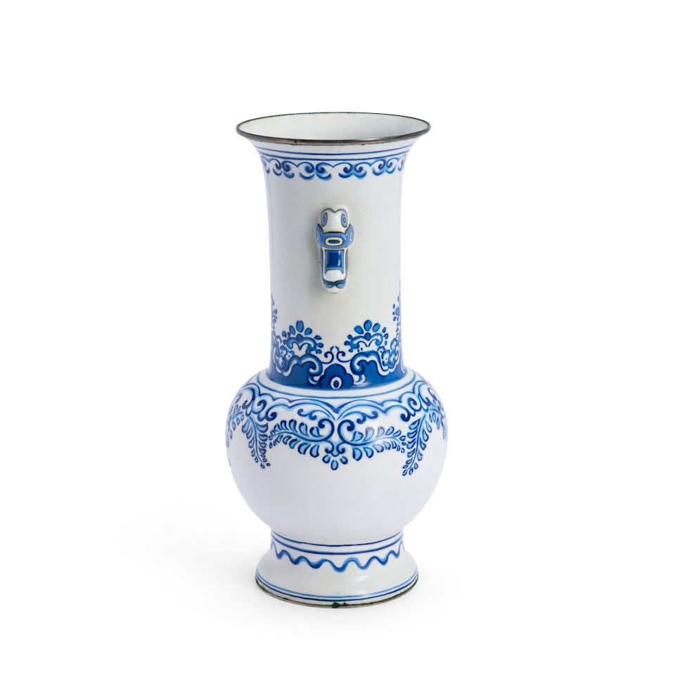 Inaba Nanaho (1851-1931), A Blue and White Cloisonné Vase Japan, Taisho (1912-1926) or Show... - 4