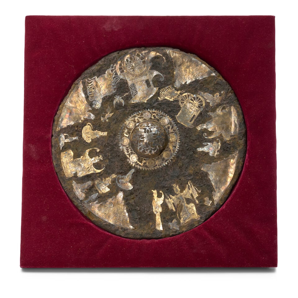 An Inlaid Cast Iron Mirror China, Han/Tang dynasty style, 20th century, - 4