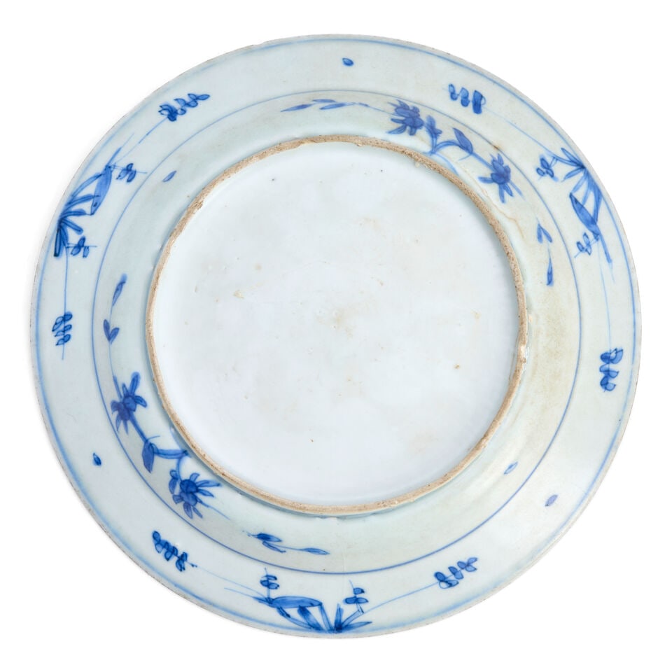 A Blue and White Deer Motif Dish China, Ming dynasty, Wanli, - 2