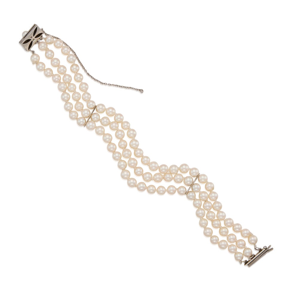 MIKIMOTO: A SILVER AND CULTURED PEARL BRACELET - 2