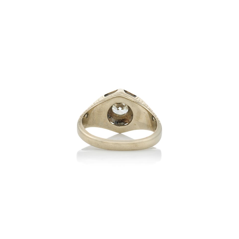 13K WHITE GOLD AND DIAMOND RING - 2