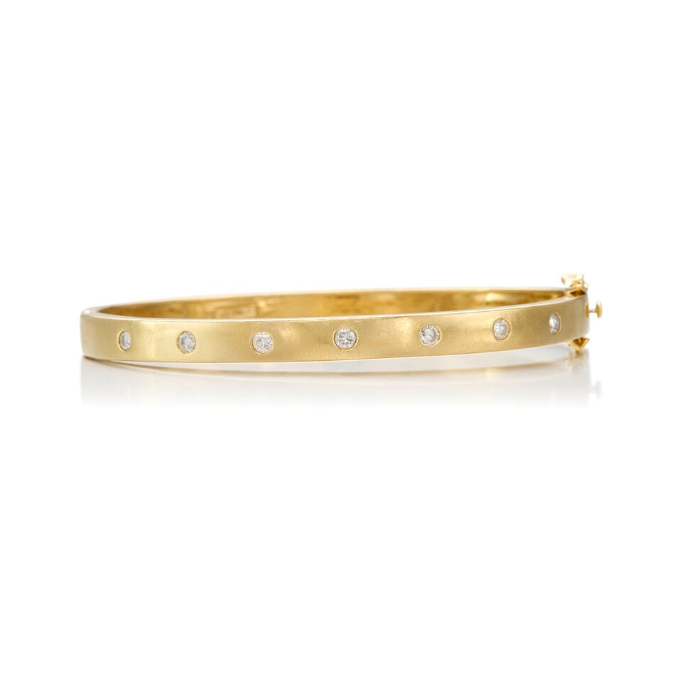 14K YELLOW GOLD AND DIAMOND BANGLE - 2