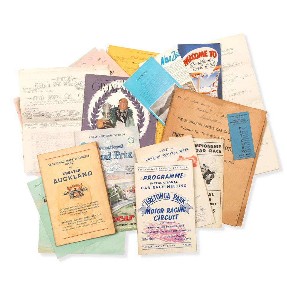 A Southland Sports Car Club 'First International Motor Race Meeting' folder of race programmes a... (1 of 1)
