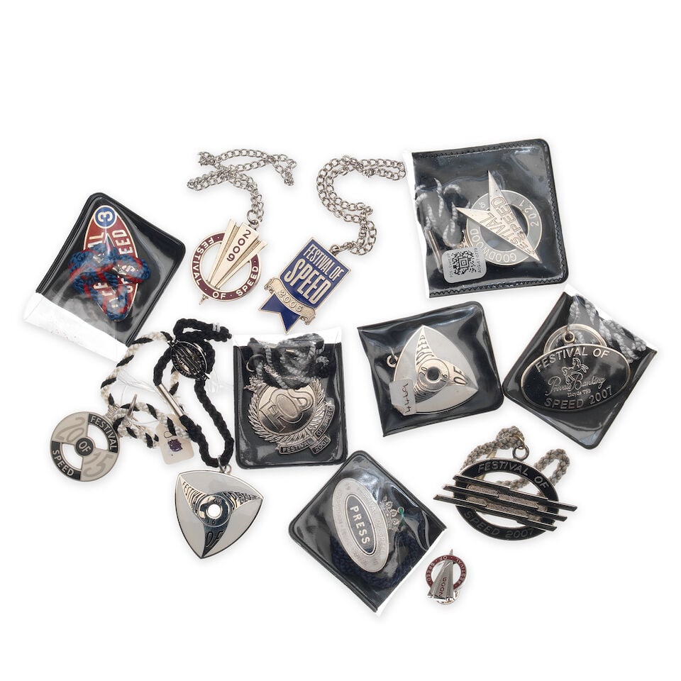 A quantity of GRRC and other Goodwood event badges, lapels and collectibles, ((Qty)) - 5