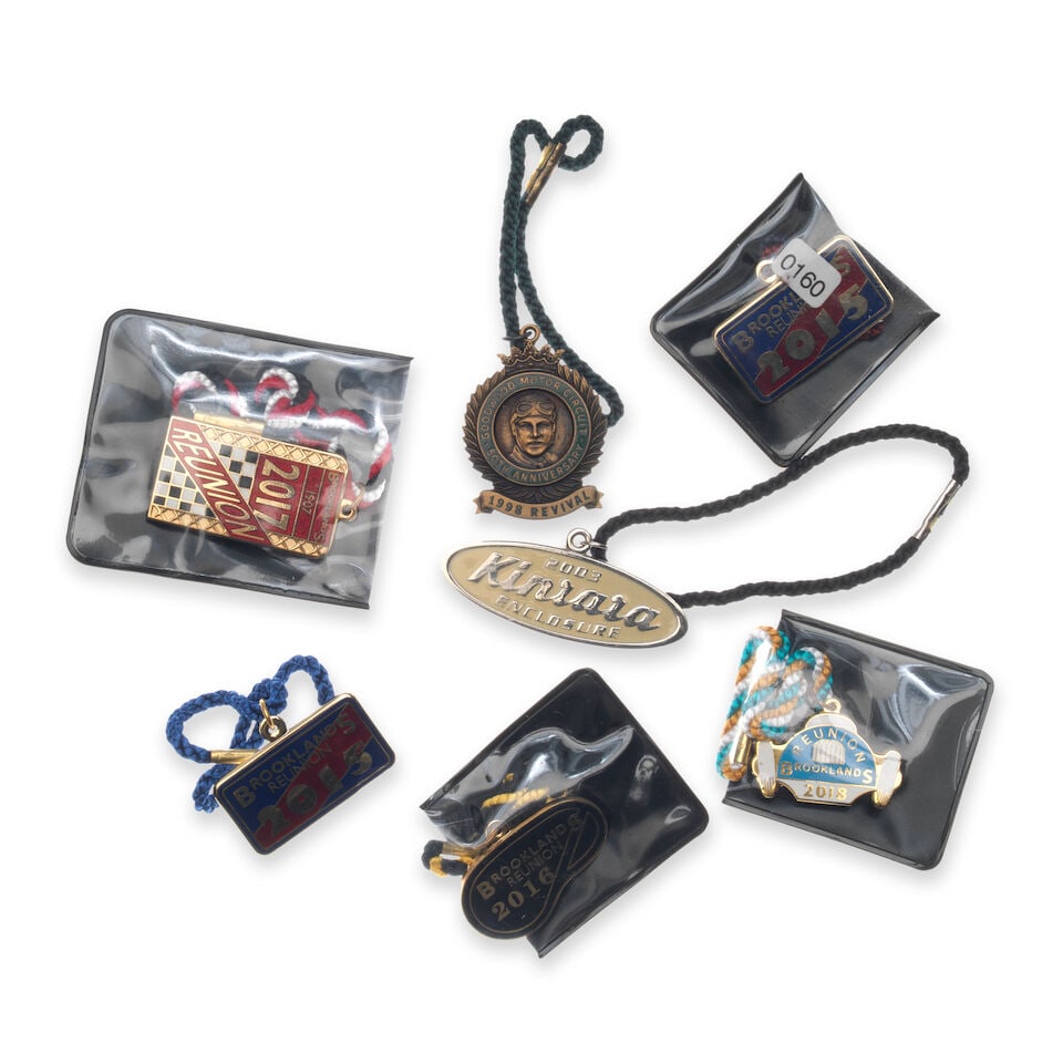 A quantity of GRRC and other Goodwood event badges, lapels and collectibles, ((Qty)) - 6