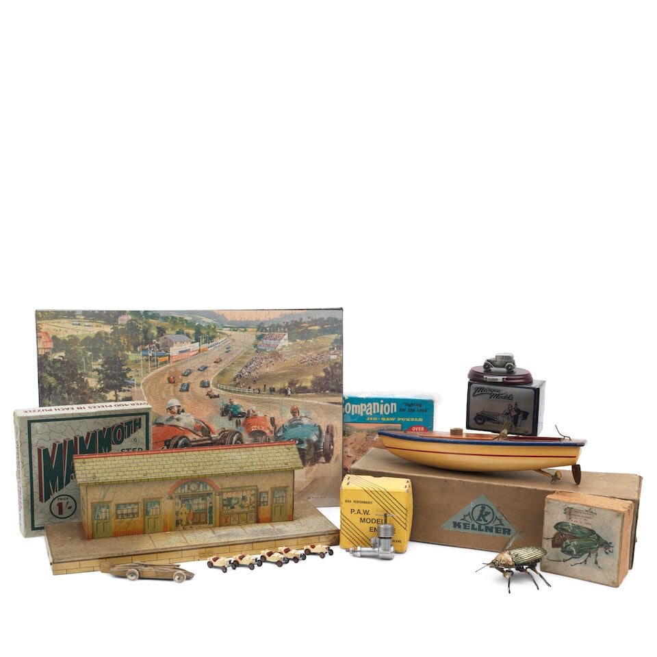 Assorted toys and puzzles, ((Qty)) (1 of 1)