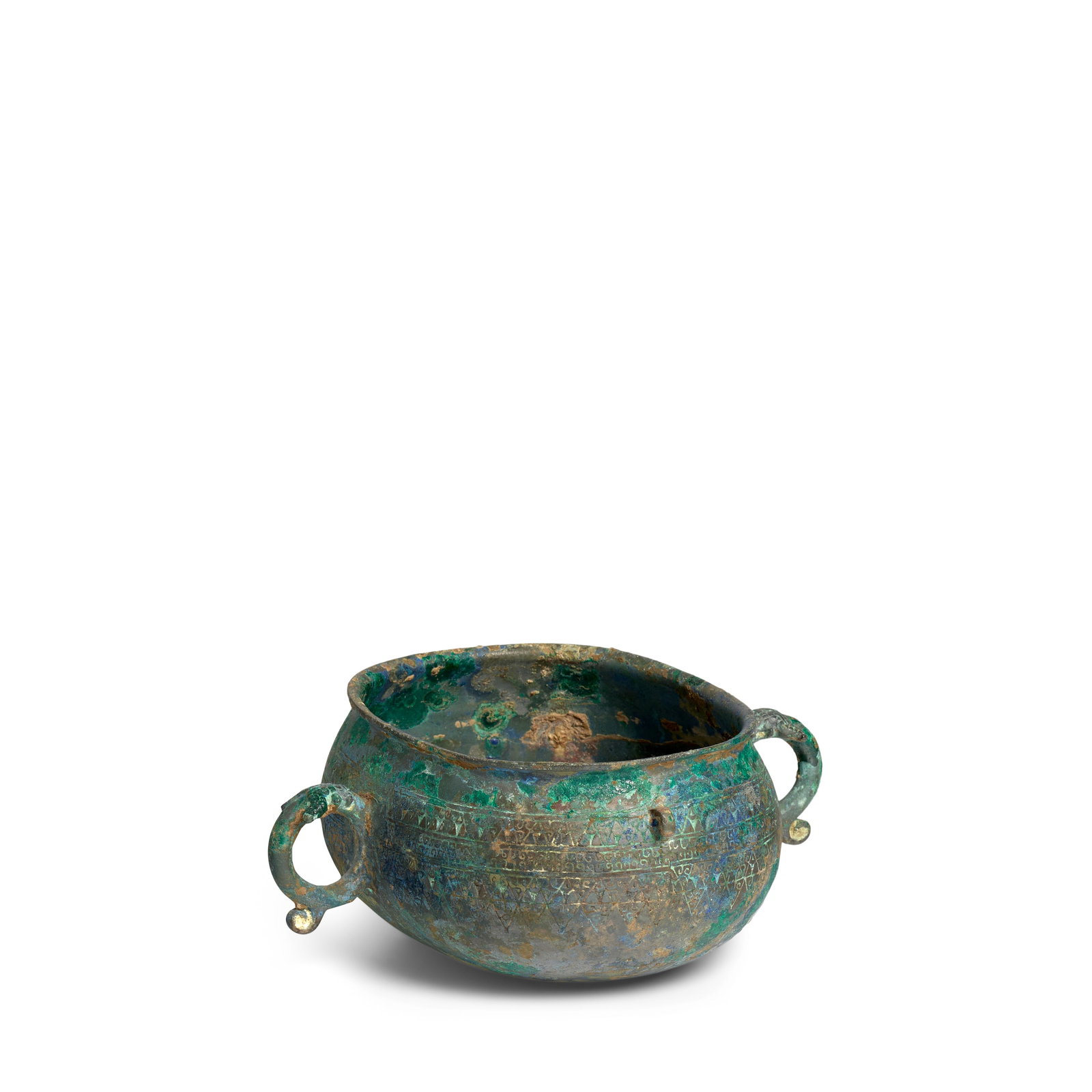 AN ARCHAIC BRONZE OVAL CUP WITH CHILONG HANDLES, HE Spring and Autumn/Warring States period: AN ARCHAIC BRONZE OVAL CUP WITH CHILONG HANDLES, HE Spring and Autumn/Warring States period Finely cast with a frieze of triangulars neatly arranged in four rows, the thinly cast walls of oblate profi
