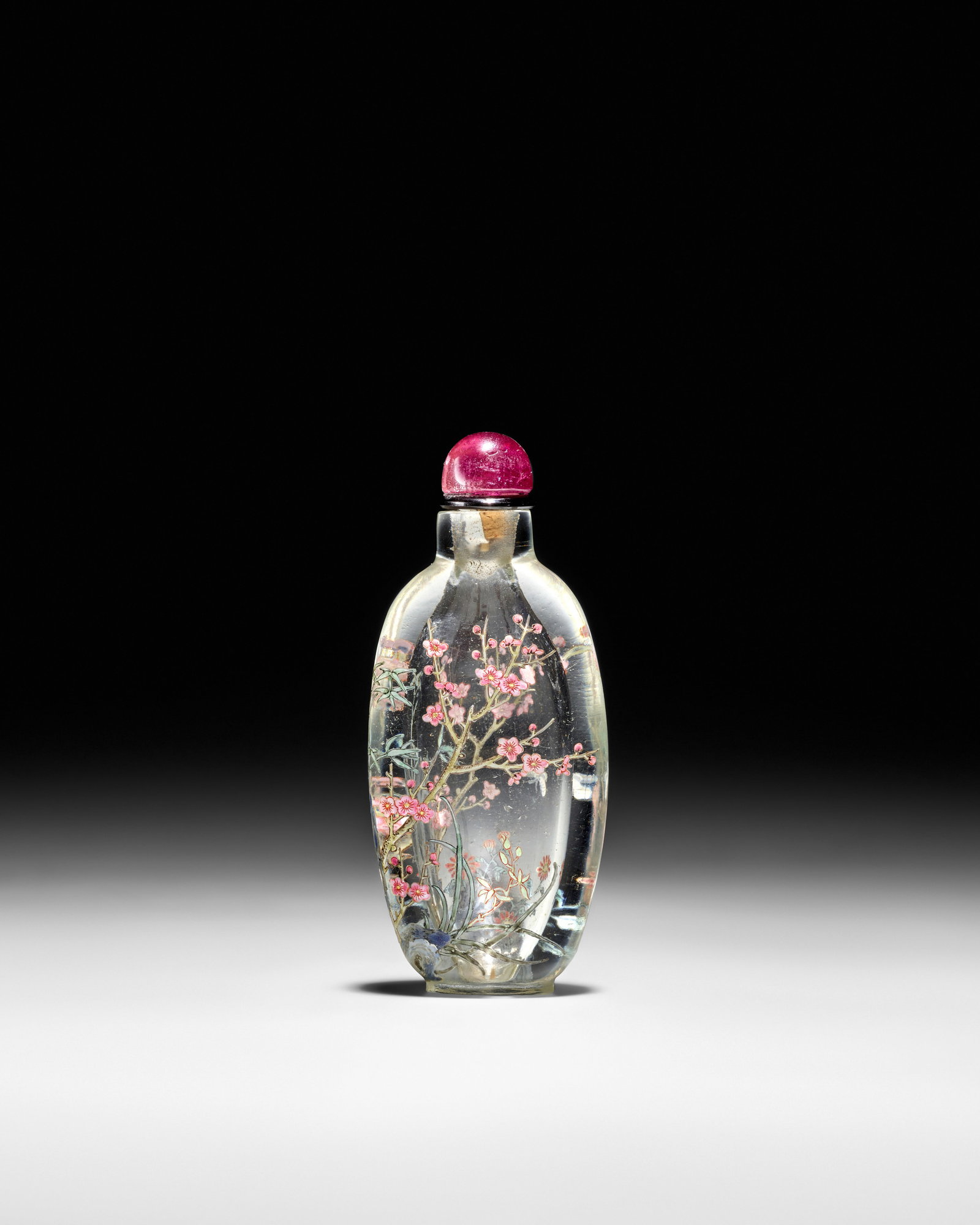 A FINE AND RARE CLEAR GLASS ENAMELLED SNUFF BOTTLE Imperial, Beijing Palace Workshops, Guyue Xua... (1 of 1)