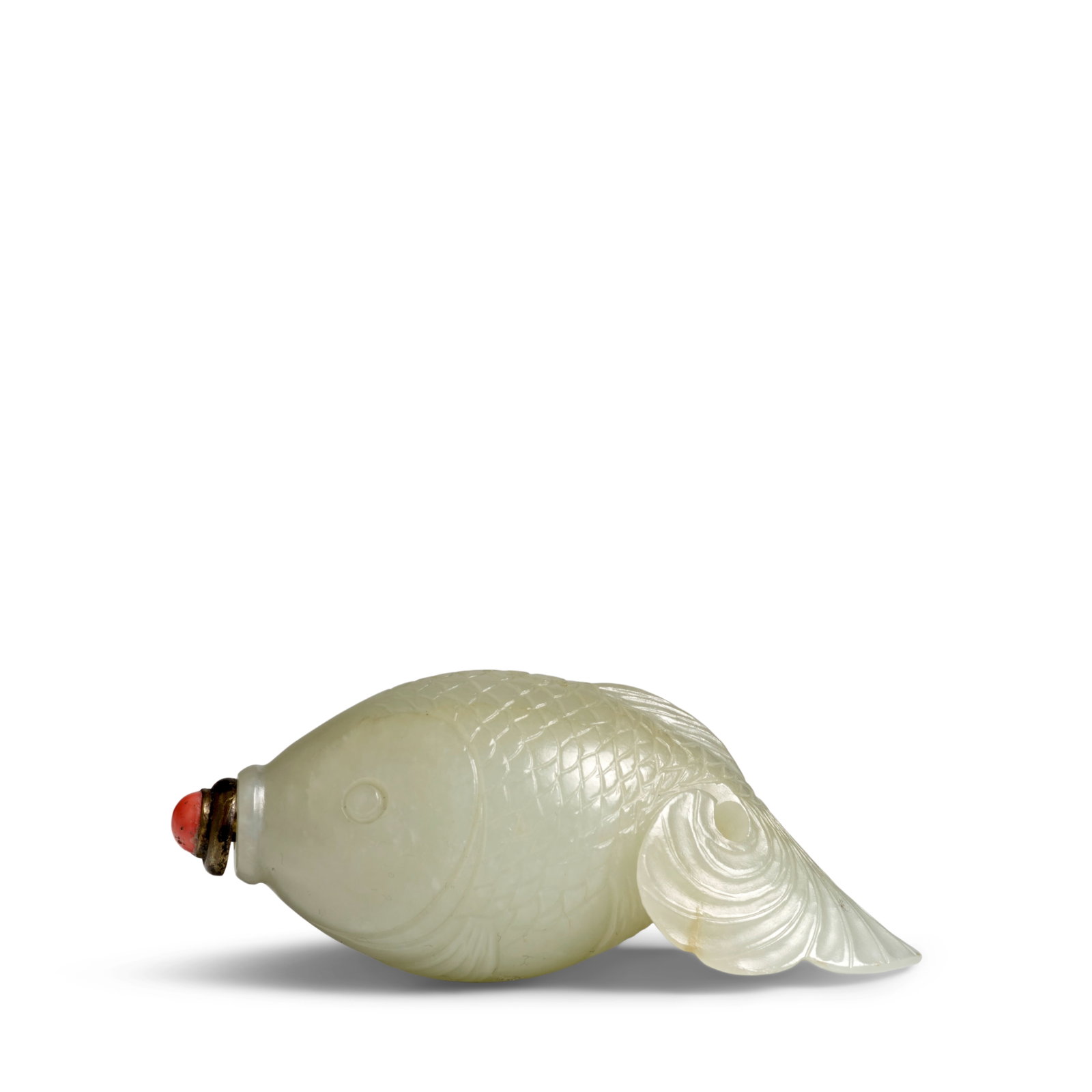 AN IMPOSING WHITE JADE CARVED 'SWIMMING CARP' SNUFF BOTTLE Qing Dynasty (1 of 1)