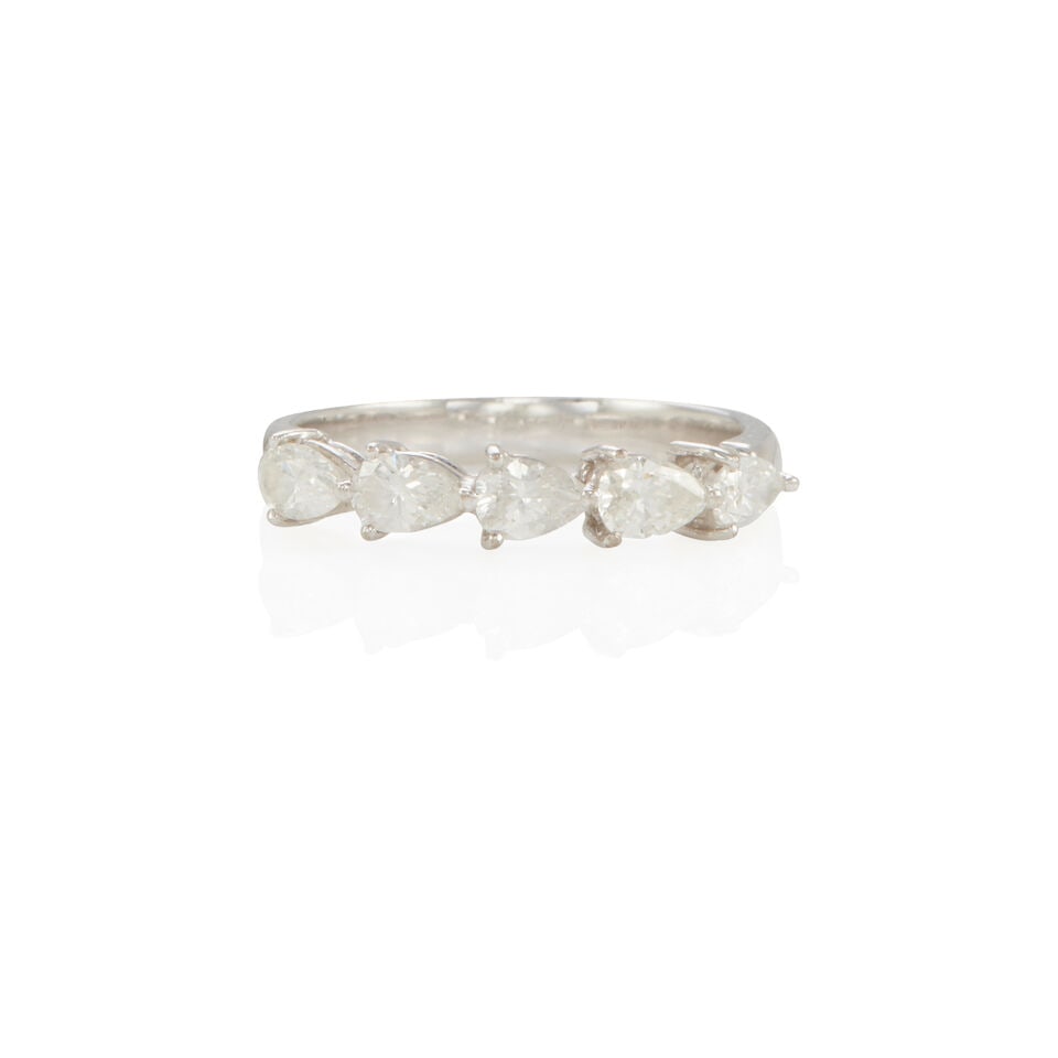 AN 18K WHITE GOLD AND DIAMOND RING: AN 18K WHITE GOLD AND DIAMOND RING • Five pear-shaped diamonds weighing approximately 0.55 - 0.65 carat total • Size 6 • Estimated gross weight: 3.1 grams Footnotes: OVERALL