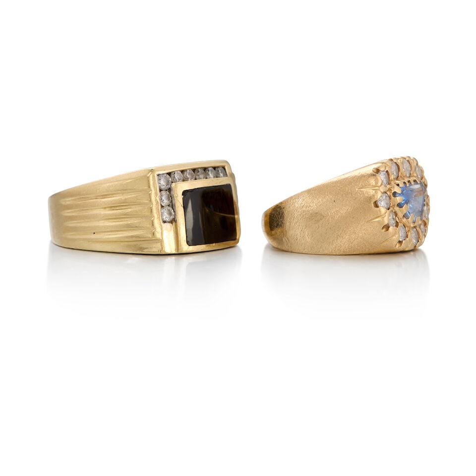 TWO GOLD, SAPPHIRE, ONYX AND DIAMOND RINGS - 2