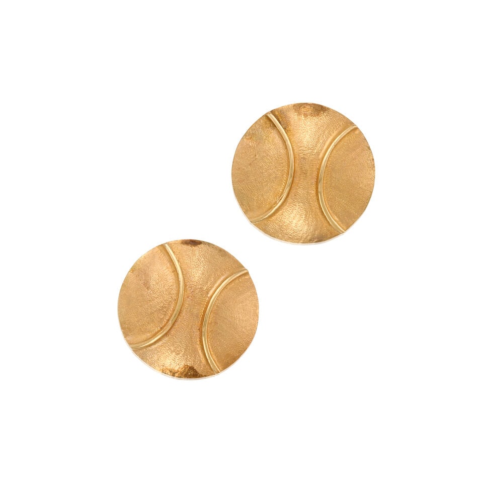 A PAIR OF GOLD CUFFLINKS: A PAIR OF GOLD CUFFLINKS • A pair of 13K gold cufflinks • Measures 7/8 in. x 7/8 in. • Estimated gross weight: 13.70 grams Footnotes: OVERALL CONDITION: good Metal purity partial