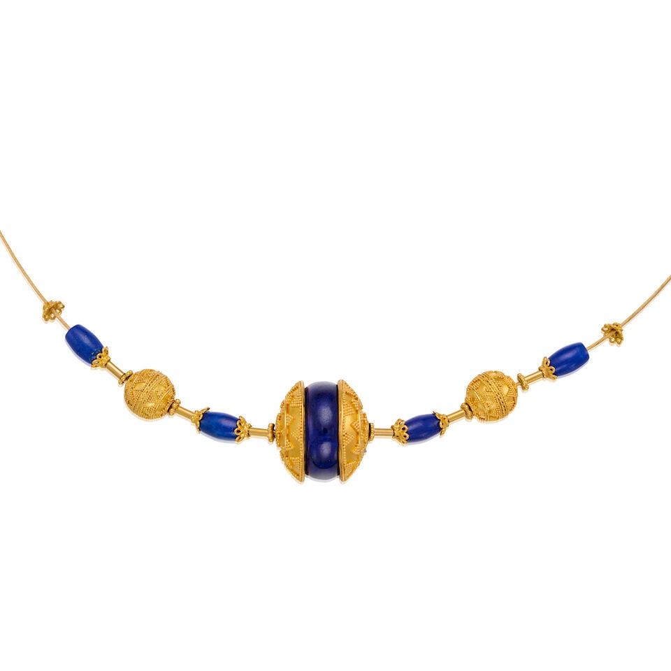 A GOLD AND LAPIS LAZULI COLLAR NECKLACE - 2
