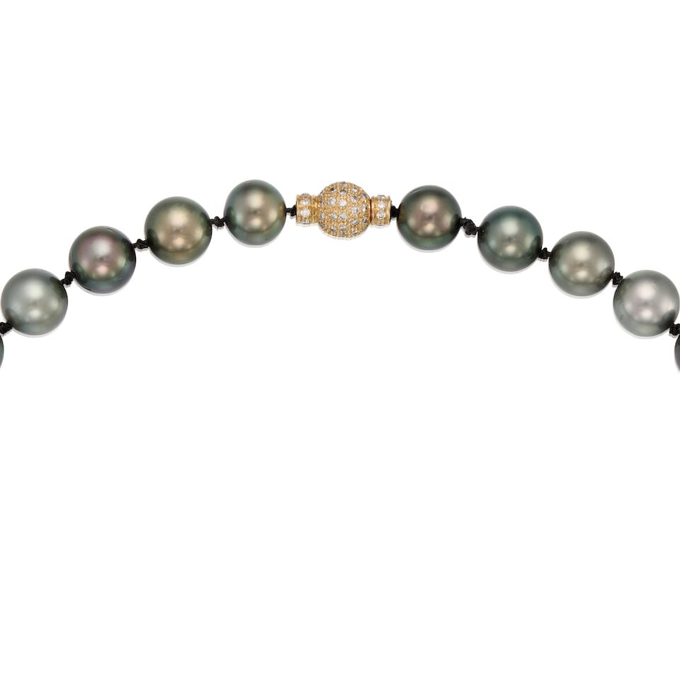 18K GOLD, BLACK CULTURED PEARL AND DIAMOND NECKLACE - 2