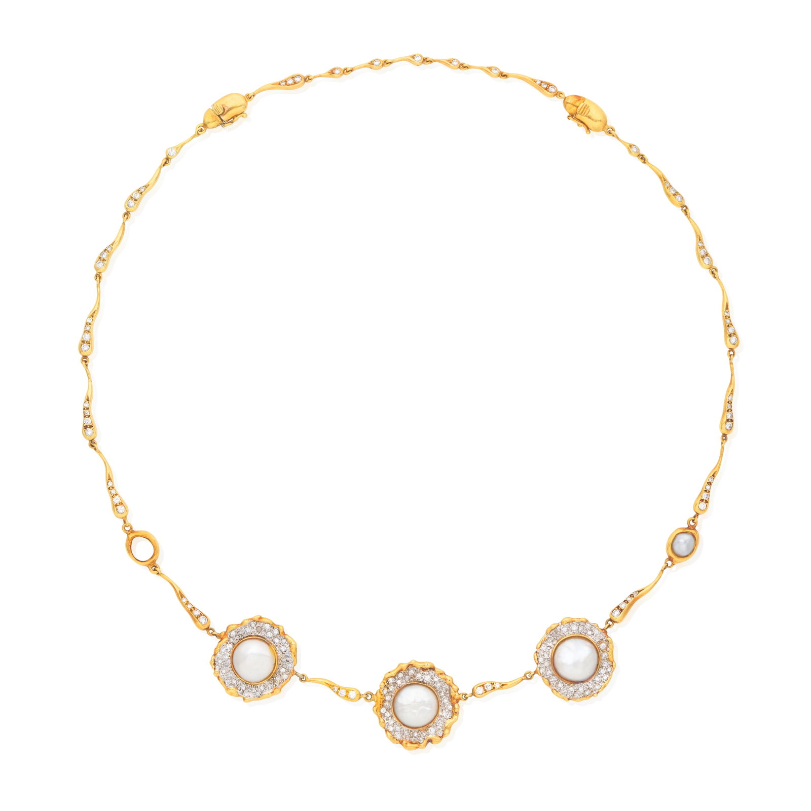 CHARLES DE TEMPLE: CULTURED PEARL AND DIAMOND NECKLACE, 1987: CHARLES DE TEMPLE: CULTURED PEARL AND DIAMOND NECKLACE, 1987 The mabé pearls within brilliant-cut diamond and textured gold surrounds, between textured links set with similarly-cut diamonds and