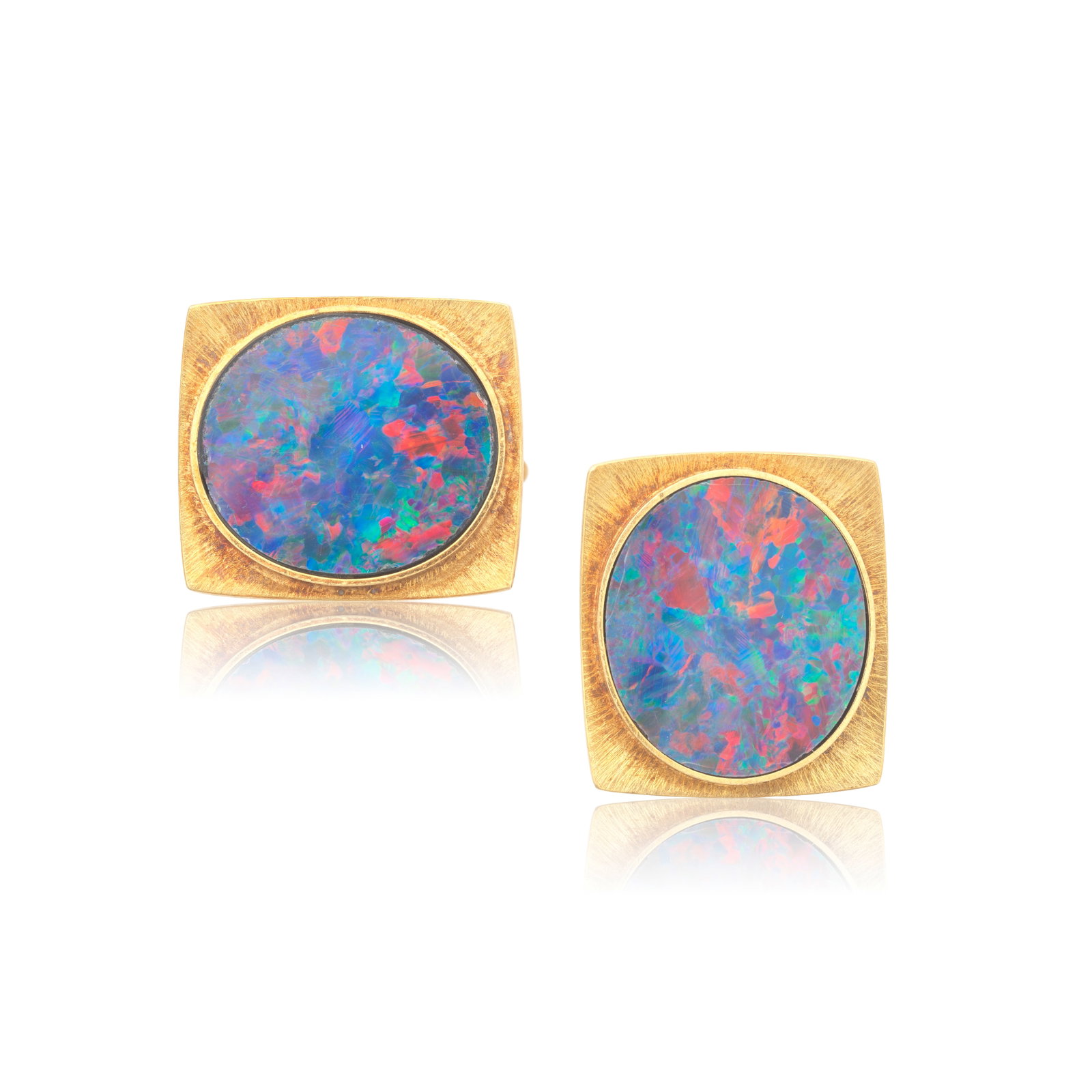 BLACK OPAL CUFFLINKS: BLACK OPAL CUFFLINKS Single-sided, set with black opal, plaque measuring 2.0 x 1.8cm Footnotes: Property from a Private Collection Lots 181 - 198 For further information on this lot please visit