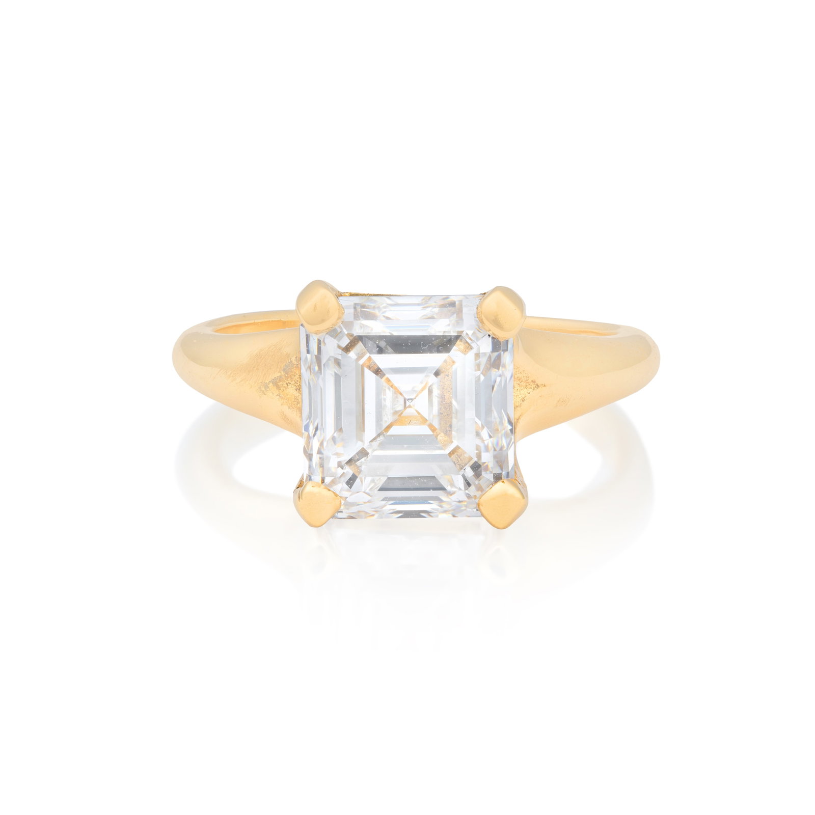 DIAMOND SINGLE-STONE RING: DIAMOND SINGLE-STONE RING The Asscher-cut diamond, weighing 3.00 carats, mounted in 18 carat gold, UK hallmark, ring size approx. I Footnotes: GIA: E colour, VVS2 clarity. Report number 6355513132, da