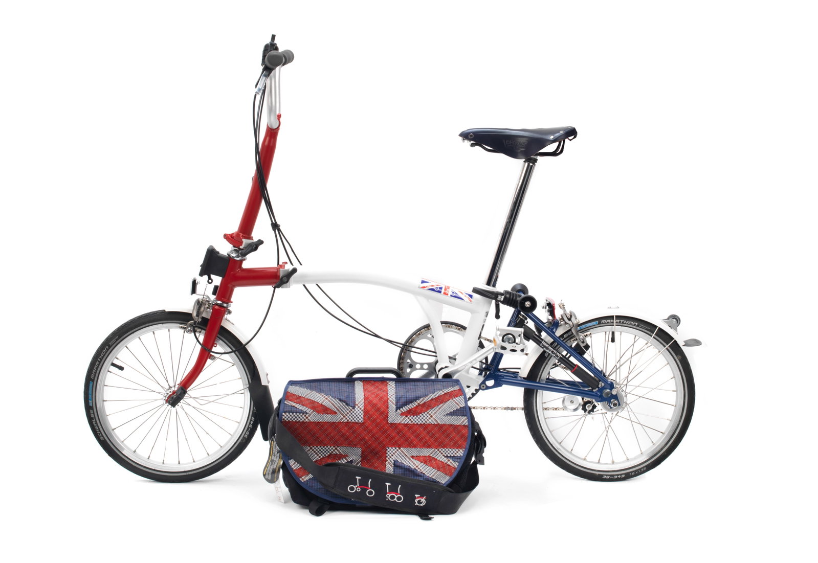 A 2012 Queen's Diamond Jubilee folding bicycle by Brompton, British, Limited Edition of 500: A 2012 Queen's Diamond Jubilee folding bicycle by Brompton, British, Limited Edition of 500 released in 2012 by Brompton Bicycle UK to commemorate 60 years of HM Queen Elizabeth II's reign, M3L type f