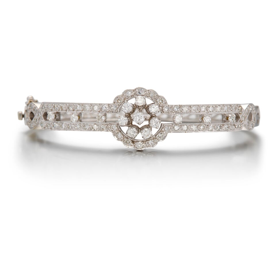14K WHITE GOLD AND DIAMOND BANGLE - 2