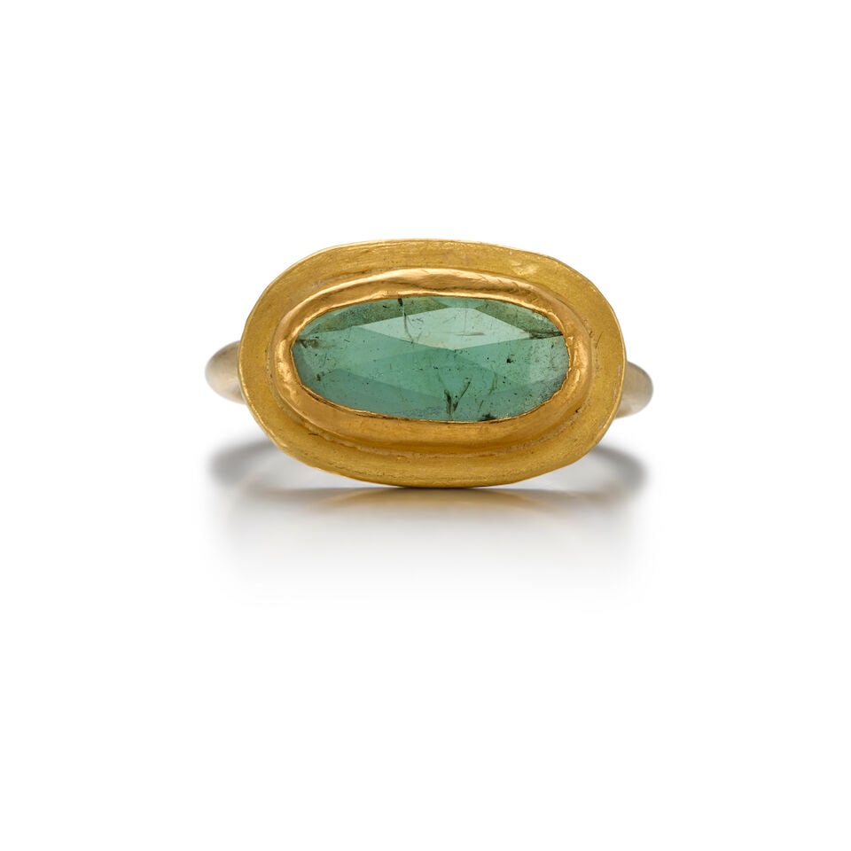 A GOLD AND TOURMALINE RING (1 of 2)