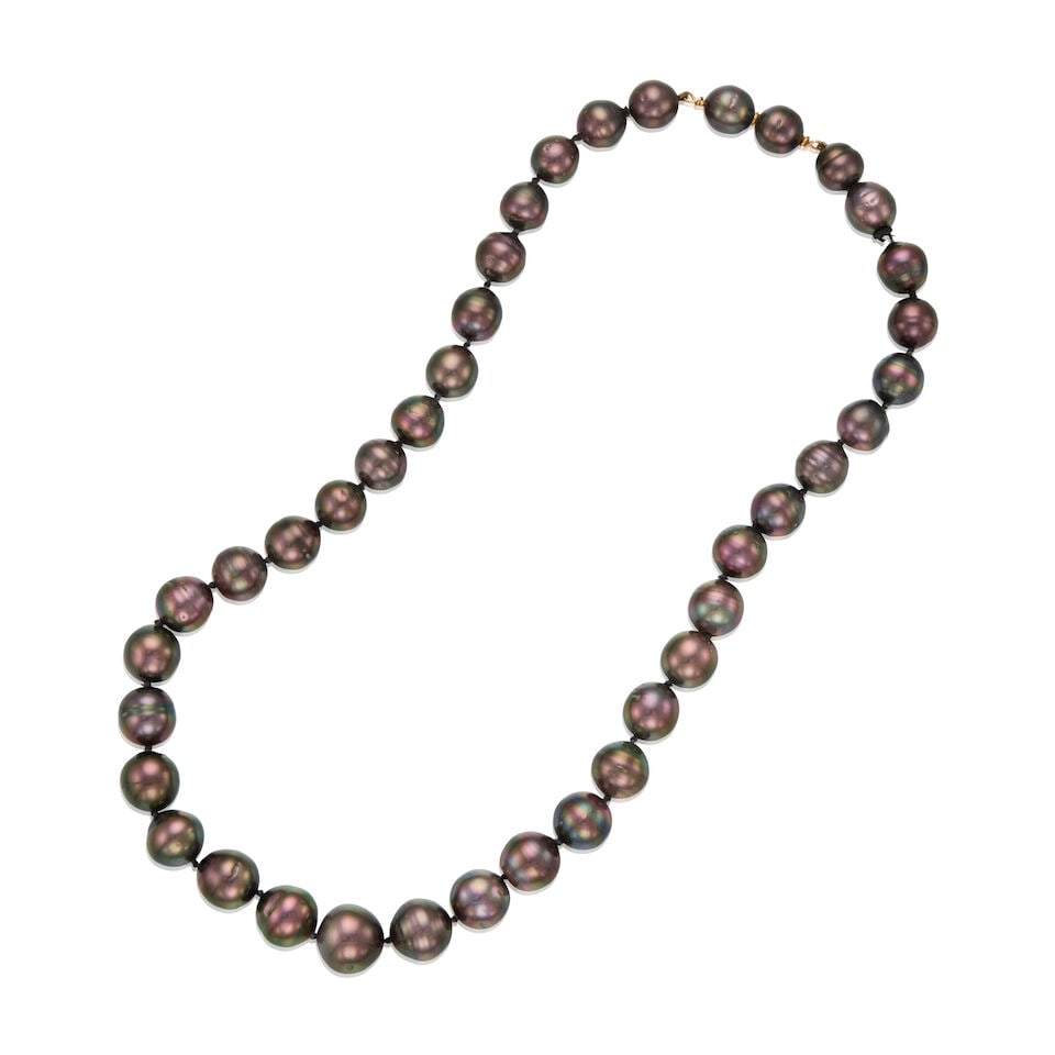 14K YELLOW GOLD AND CULTURED PEARL NECKLACE: 14K YELLOW GOLD AND CULTURED PEARL NECKLACE • Numerous cultured pearls measuring approximately 10.30mm to 13.87mm in diameter • Length 19 3/4 in. • Estimated gross weight: 80.6