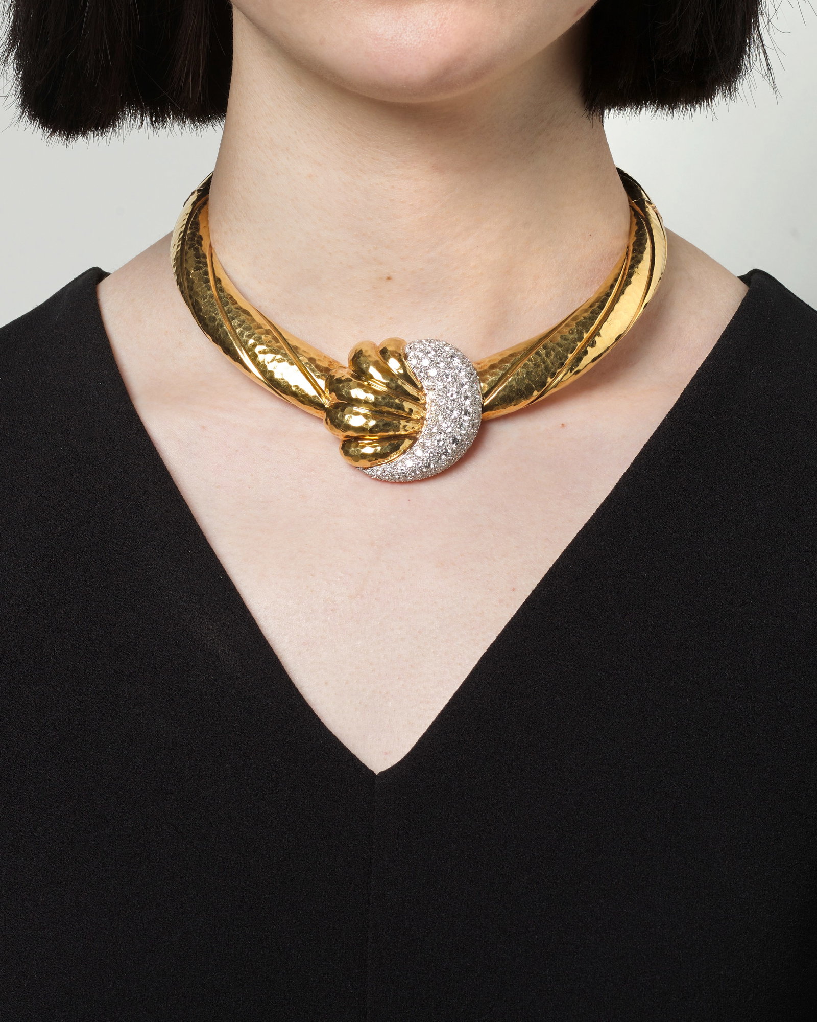 AN 18K BICOLOR GOLD AND DIAMOND NECKLACE (1 of 1)