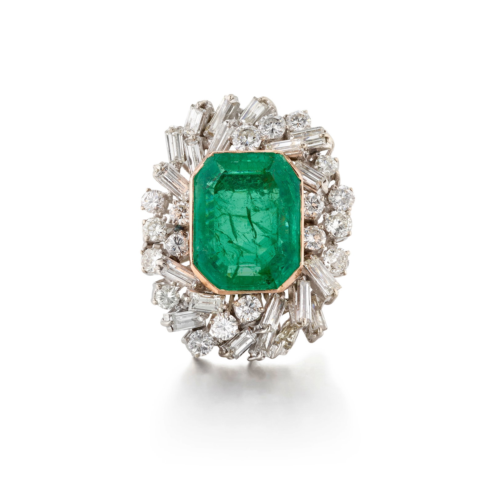 AN EMERALD AND DIAMOND RING (1 of 1)