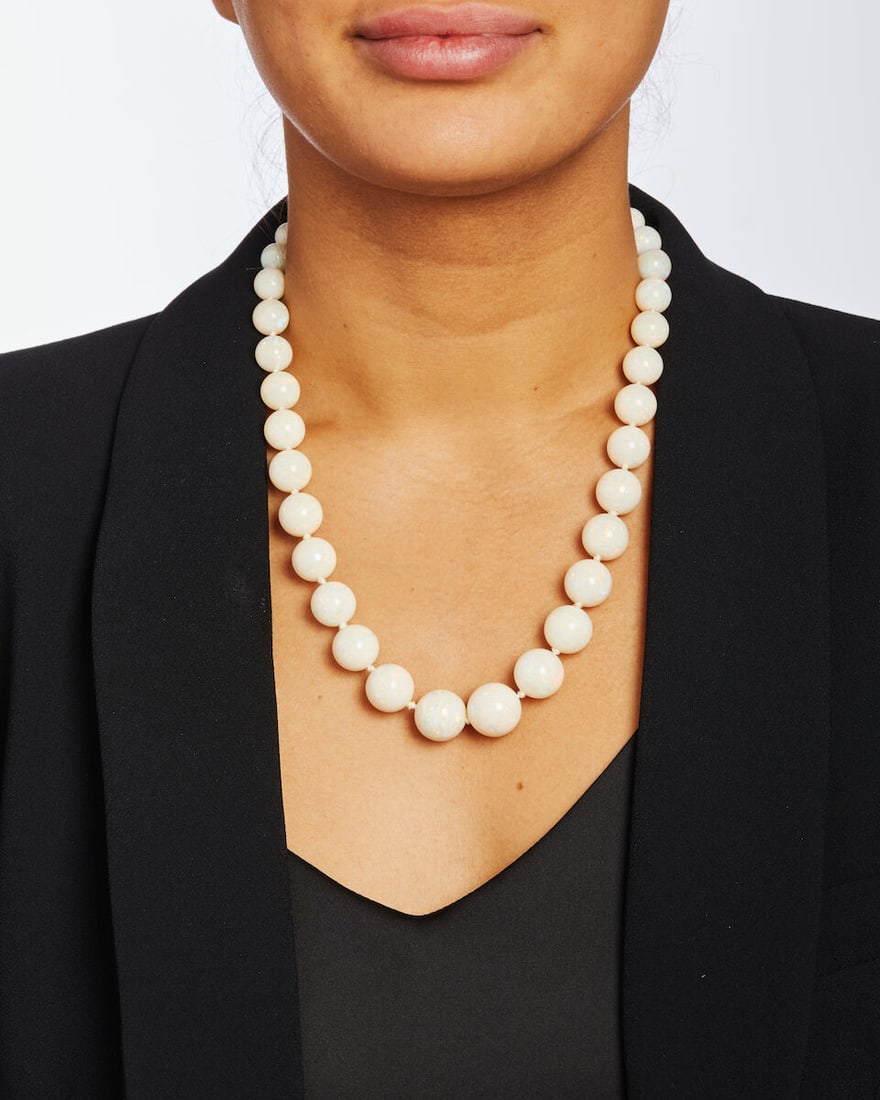 A DIAMOND AND OPAL NECKLACE - 2