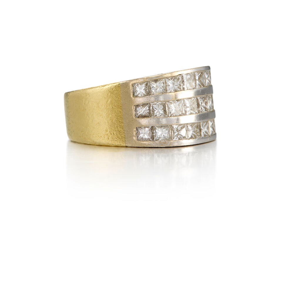 BICOLORED GOLD AND DIAMOND RING - 2