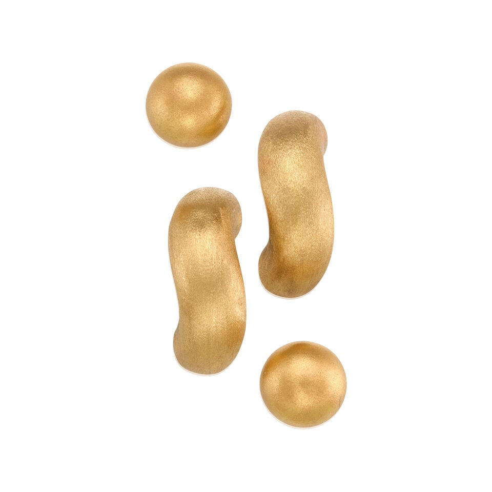 TWO PAIRS OF GOLD EARRINGS: TWO PAIRS OF GOLD EARRINGS • A pair of 14K yellow gold earrings, measures 1 5/16 in. x 1/2 in. • A pair of 17K yellow gold earrings measures 1 in. x 9/16 in. • Estimated gross