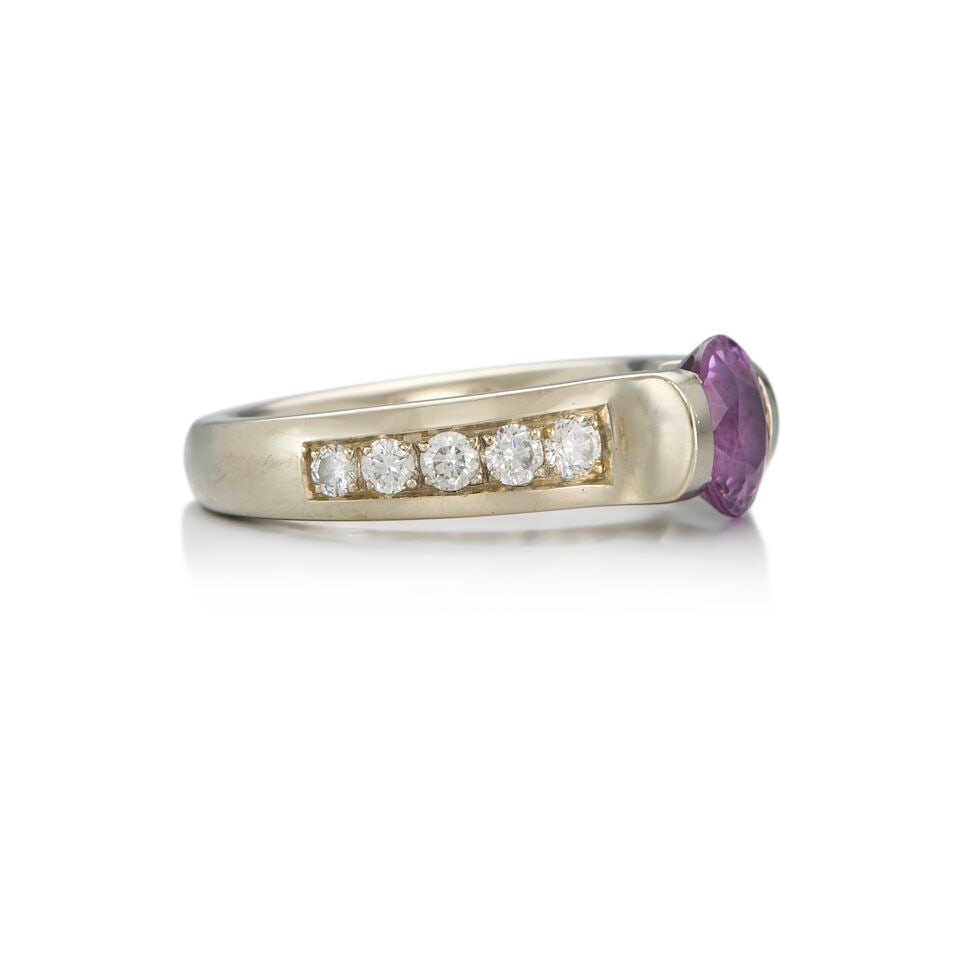 18K WHITE GOLD, PINK SAPPHIRE AND DIAMOND RING - 2