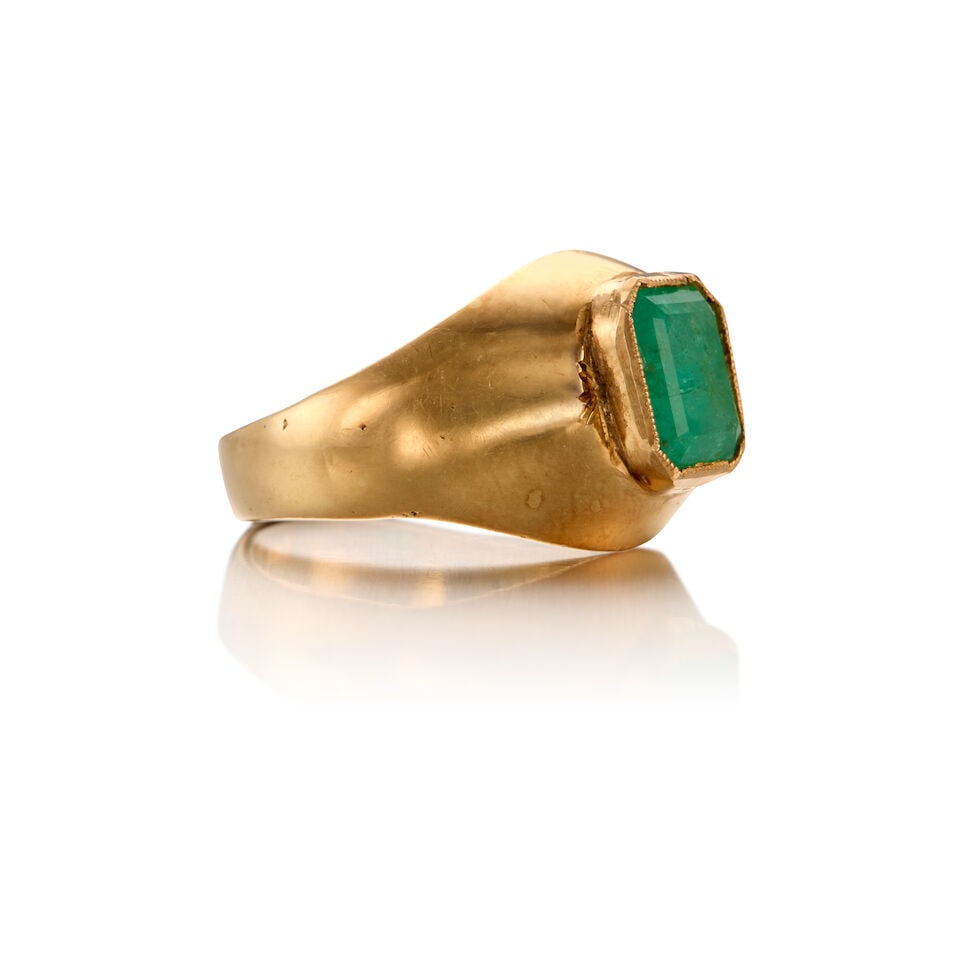 18K GOLD AND EMERALD RING - 2